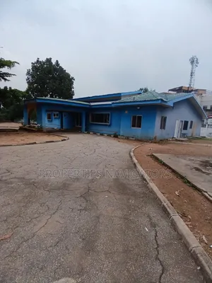 5bdrm Bungalow in Maitama for sale