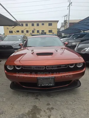 Dodge Challenger 2023 Orange