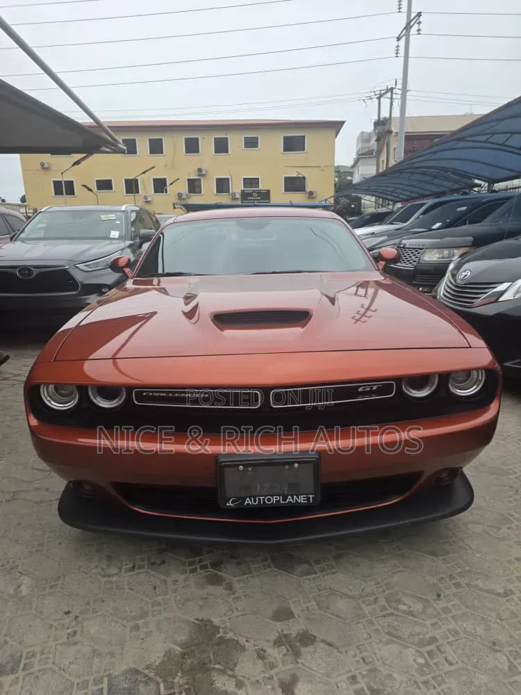 Dodge Challenger 2023 Orange