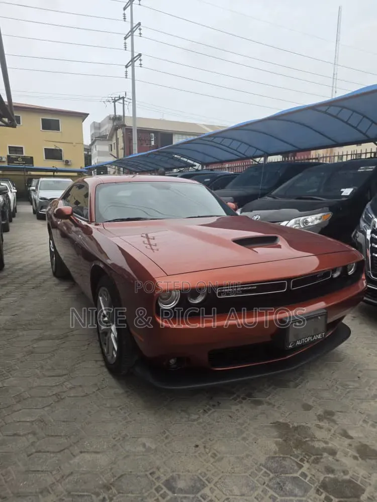 Dodge Challenger 2023 Orange