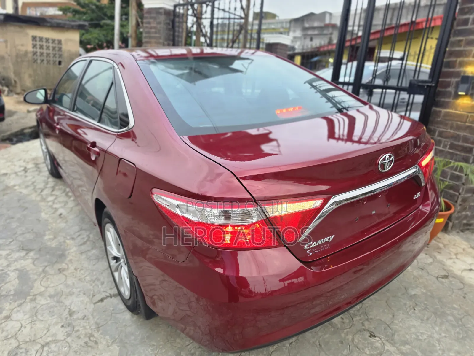 Toyota Camry 2015 Red