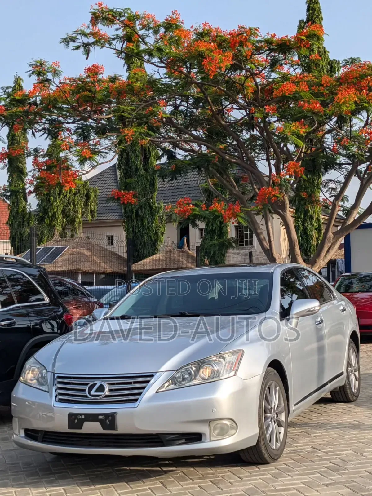 Lexus ES 2012 Silver