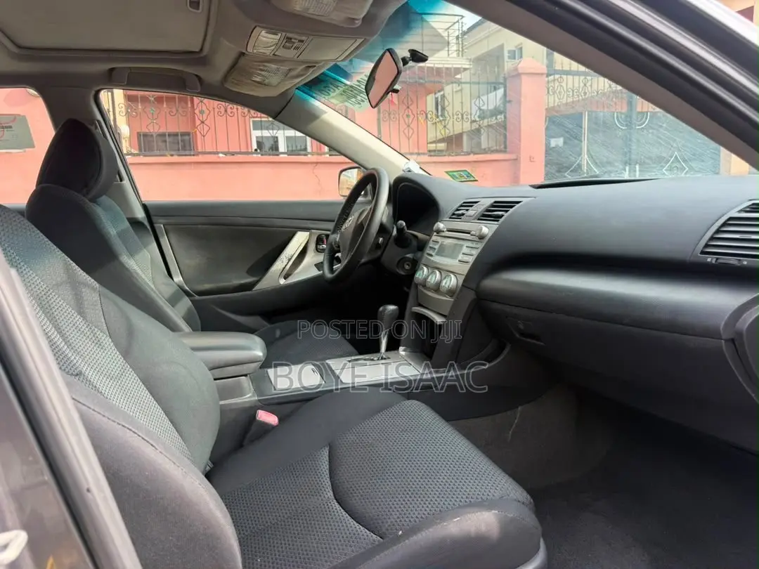 Toyota Camry 2.4 SE 2008 Gray