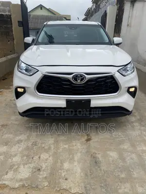 Toyota Highlander 2021 White