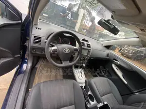 Toyota Corolla 2012 Blue