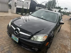 Mercedes-Benz C300 2009 Black