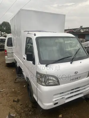 Daihatsu Hijet 2010 White