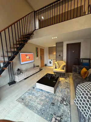 Modern Oak Studio Apartment With Juliet Balcony Rooftop Access