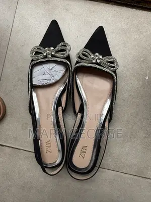 Pointy Flat Shoes Size 42