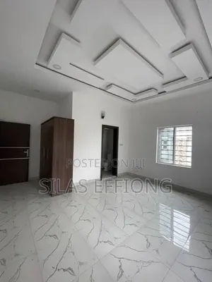 5bdrm Duplex in Shelter, Uyo for rent