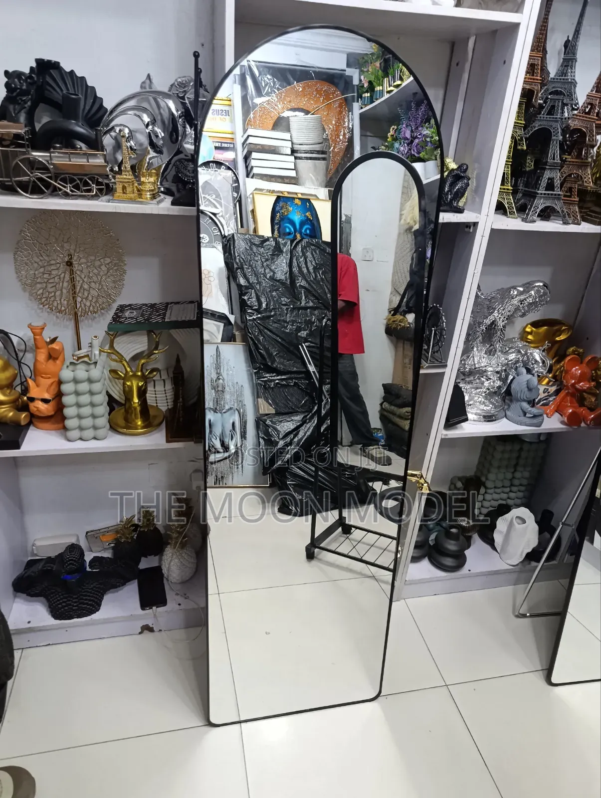 Dressing Classic Mirror