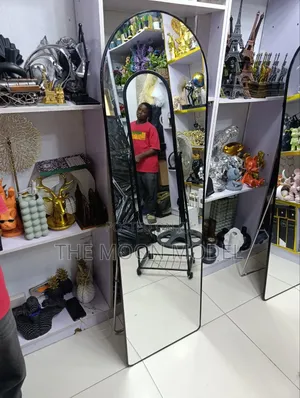 Dressing Classic Mirror