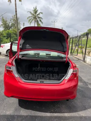 Toyota Camry 2013 Red
