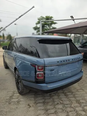Land Rover Range Rover Vogue 2018 Blue