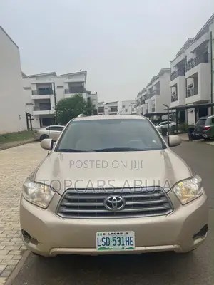 Toyota Highlander 2009 Gold