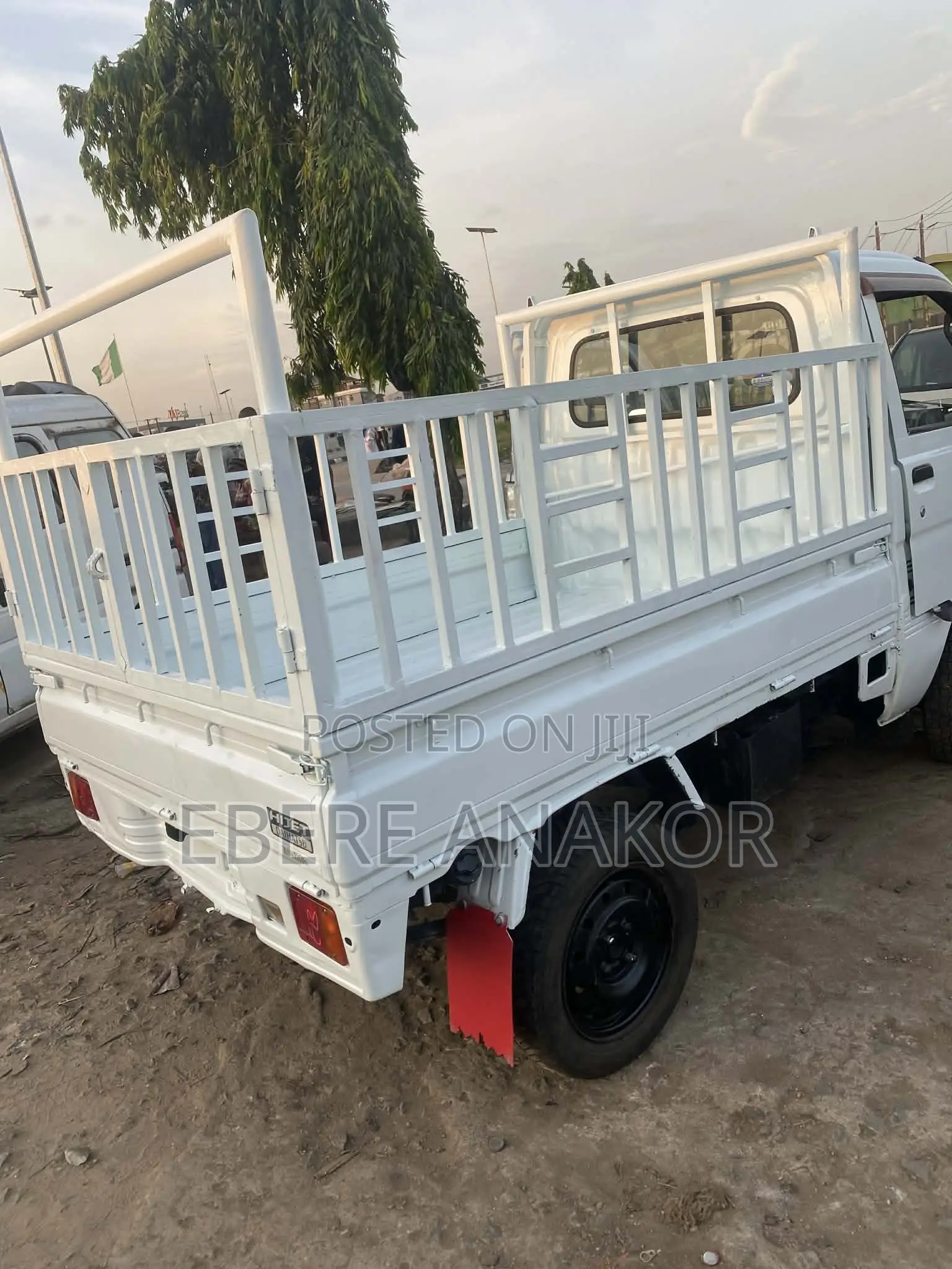 Daihatsu Hijet 2010 White