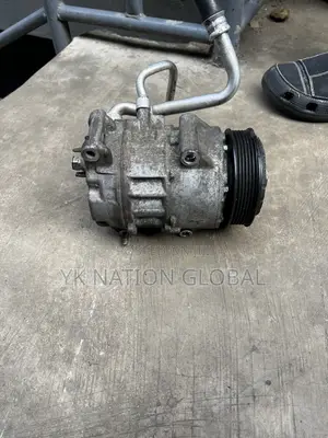 Toyota Rav 4 a/C Compressor 2015