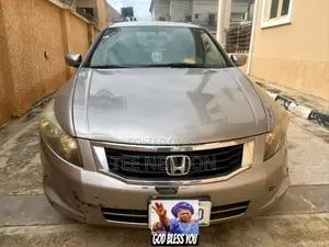 Honda Accord 2009 Gold