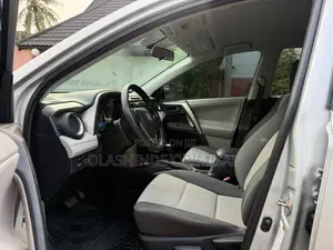 Toyota RAV4 2015 Silver