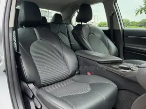Toyota Camry 2023 Silver