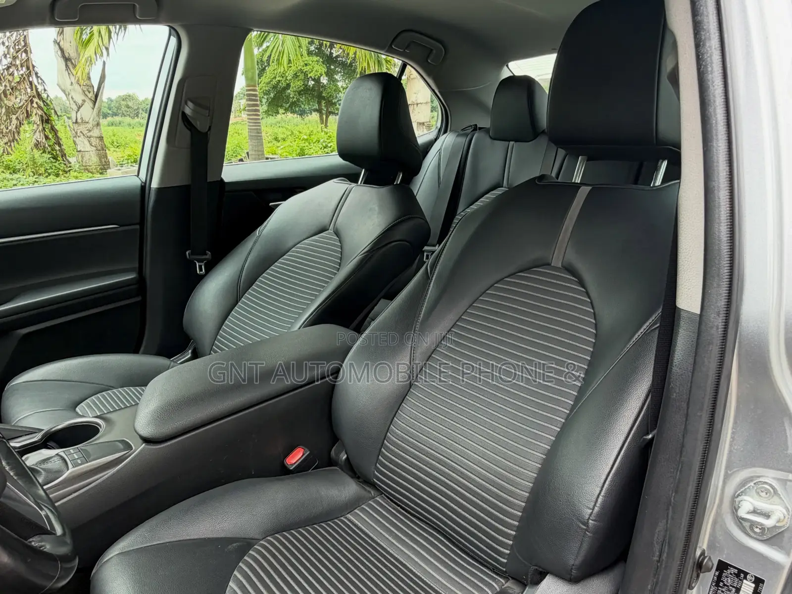 Toyota Camry 2023 Silver
