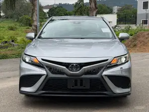 Toyota Camry 2023 Silver