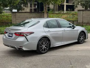 Toyota Camry 2023 Silver