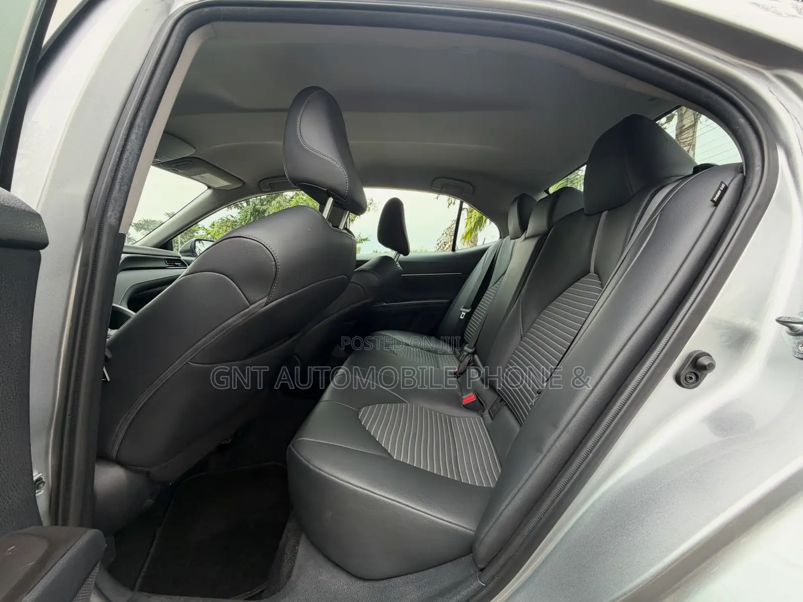 Toyota Camry 2023 Silver