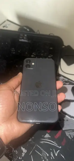 Apple iPhone 11 64 GB Black