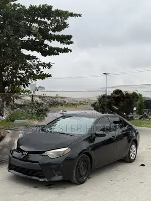 Toyota Corolla 2015 Black