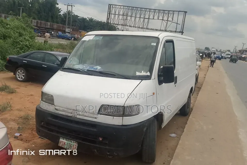Peugeot Boxer 2005 White