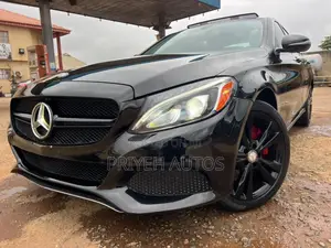 Mercedes-Benz C300 Luxury 4Matic Sedan AWD (2.0L 4cyl 7A) 2016 Black