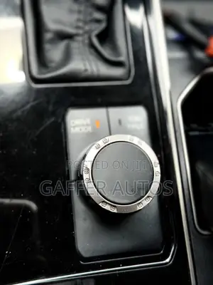 Toyota Tundra Limited 2022 Silver