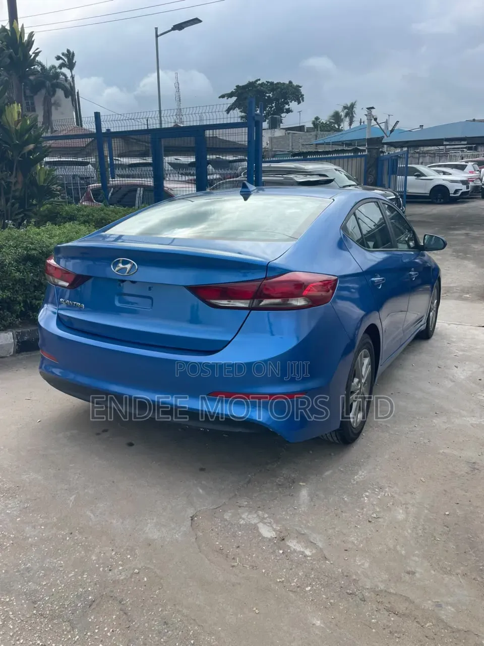 Hyundai Elantra 2018 Blue