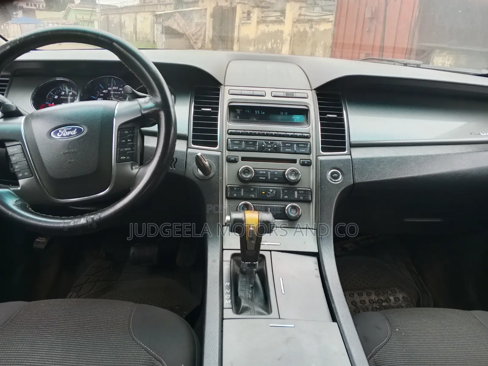 Ford Taurus 2012 Black