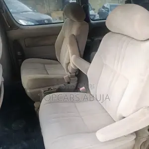 Toyota Sienna 2002 Gold
