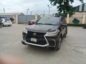 Lexus LX 2017 Black