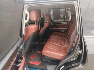 Lexus LX 2017 Black