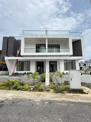 5bdrm Duplex in Ikate for sale