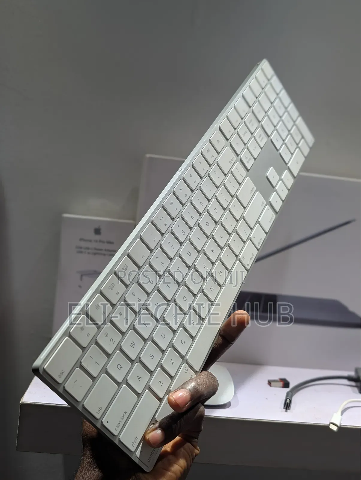 Apple Magic 2 Wireless Full Keys Keyboard