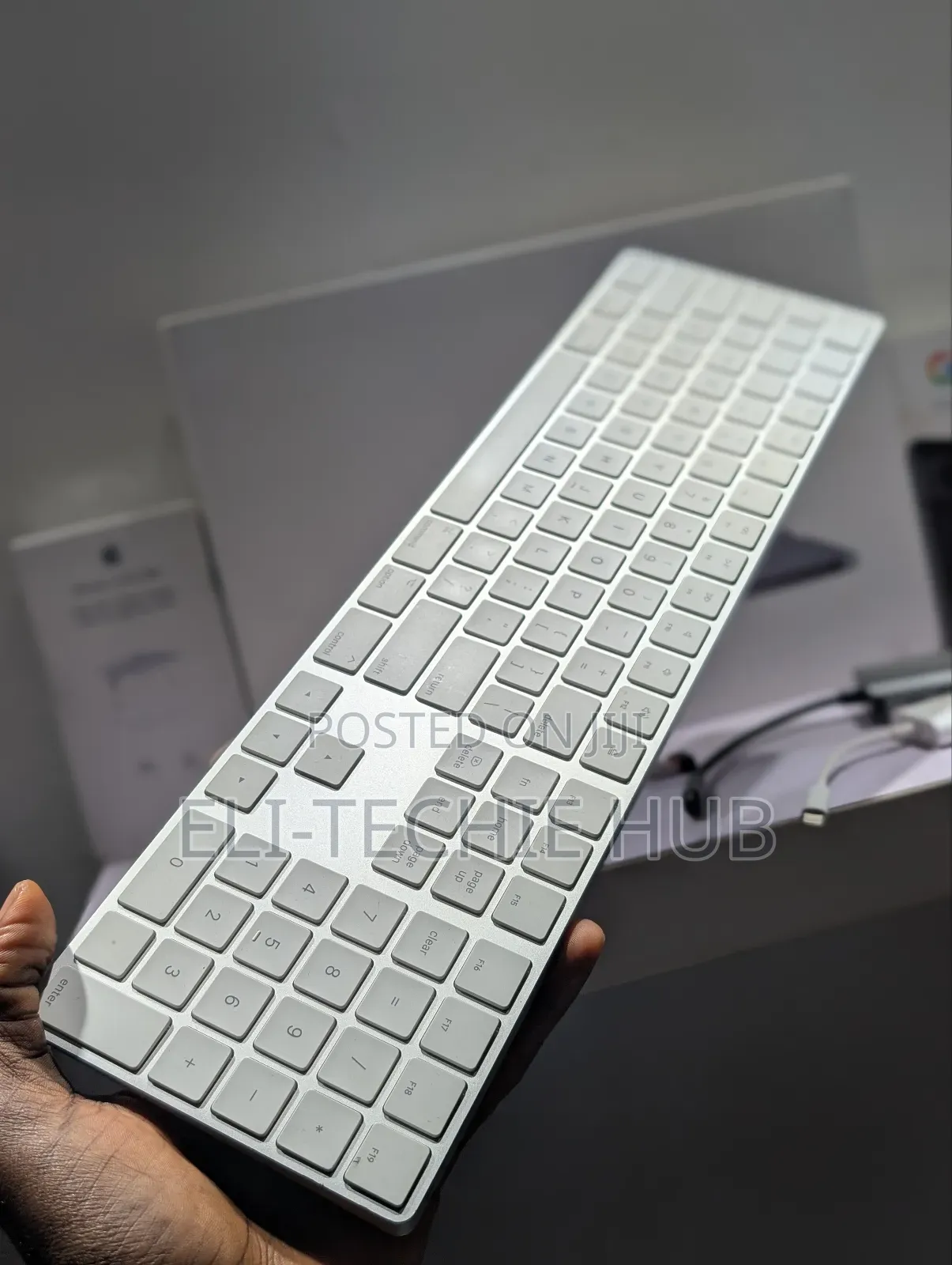 Apple Magic 2 Wireless Full Keys Keyboard