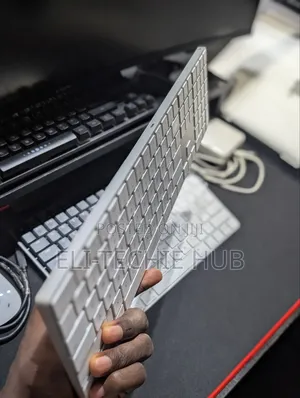Apple Magic 2 Wireless Full Keys Keyboard