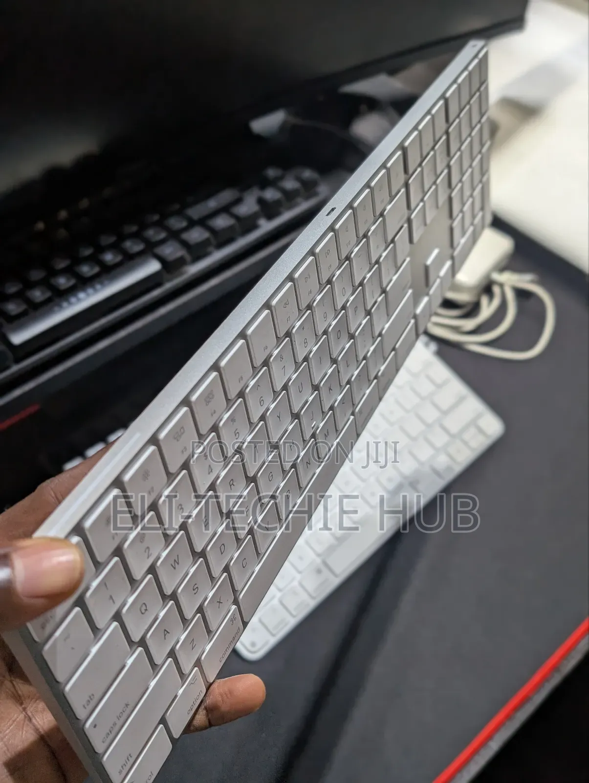 Apple Magic 2 Wireless Full Keys Keyboard