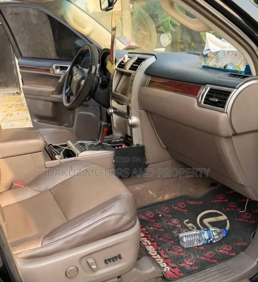 Lexus GX 2011 Black