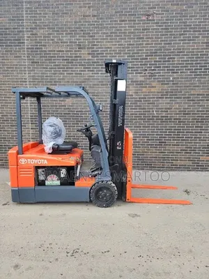 Electric Toyota Forklift