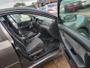 Toyota Corolla 2007 Gray