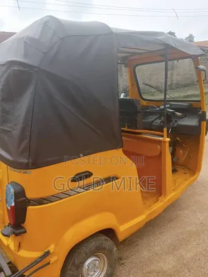 TVS King Deluxe Plus iTouch Start 2023 Yellow
