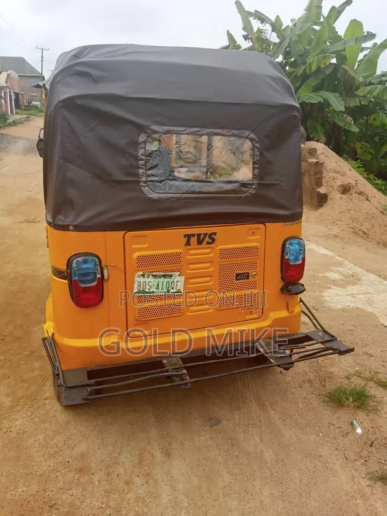 TVS King Deluxe Plus iTouch Start 2023 Yellow