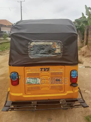TVS King Deluxe Plus iTouch Start 2023 Yellow