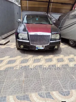 Chrysler 300 2010 Beige